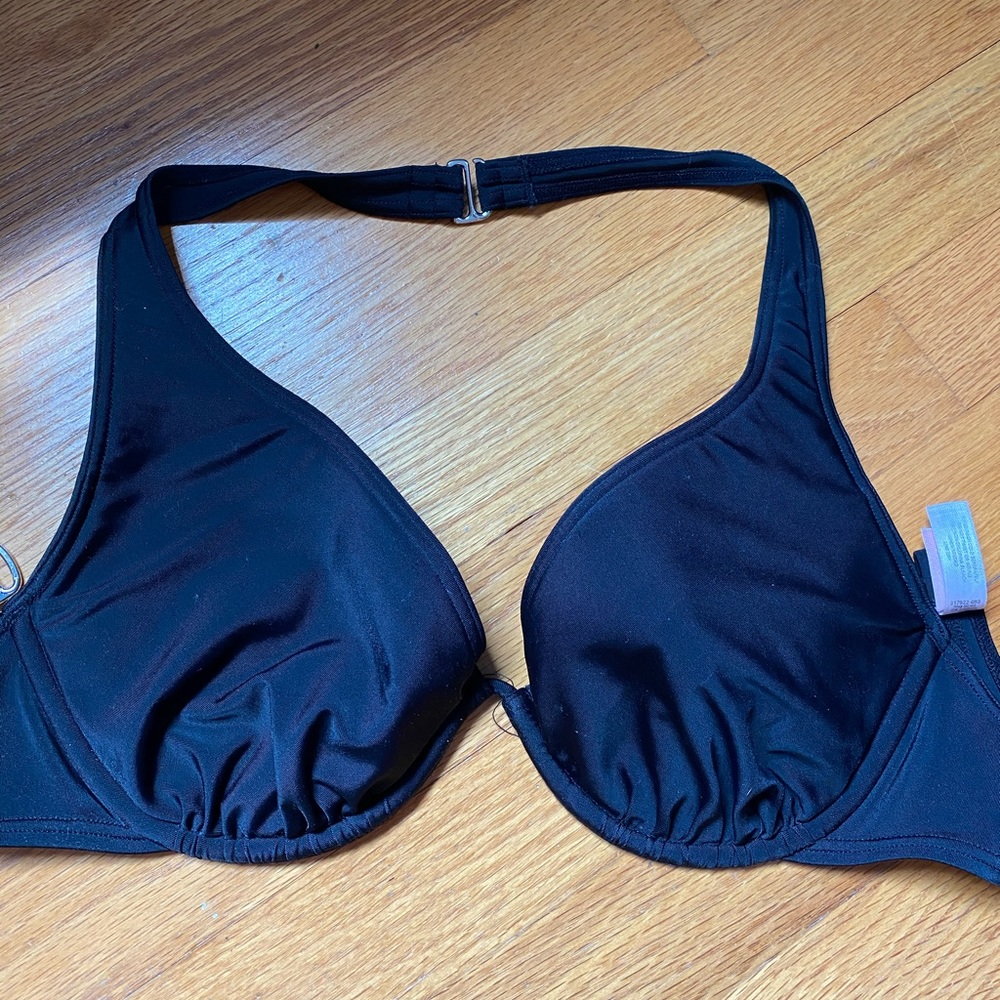 Victoria’s Secret black halter